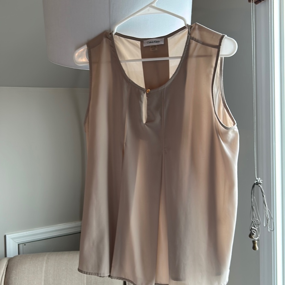 Calvin Klein beige blouse large, swing style